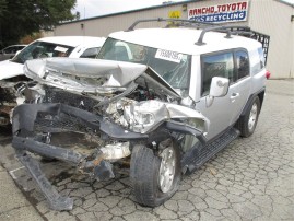 2007 TOYOTA FJ CRUISER, 4.0L 4WD AUTO, COLOR SILVER, STK Z15913